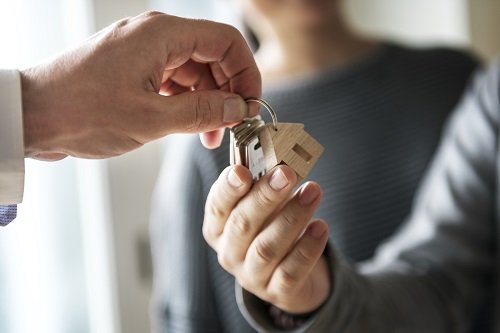 Was gehört in den Kaufvertrag Was gehört in den Kaufvertrag - Windisch Immobilien