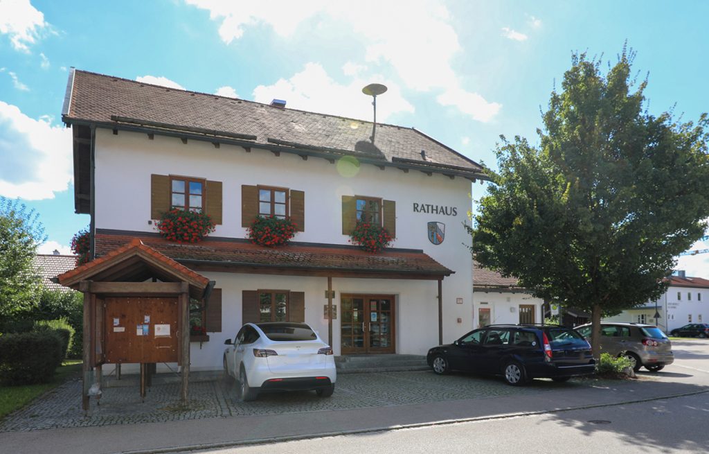 Rathaus Eching, Infrastruktur Eching, Verkehrsanbindung Eching, Makler Eching, Makler Ammersee