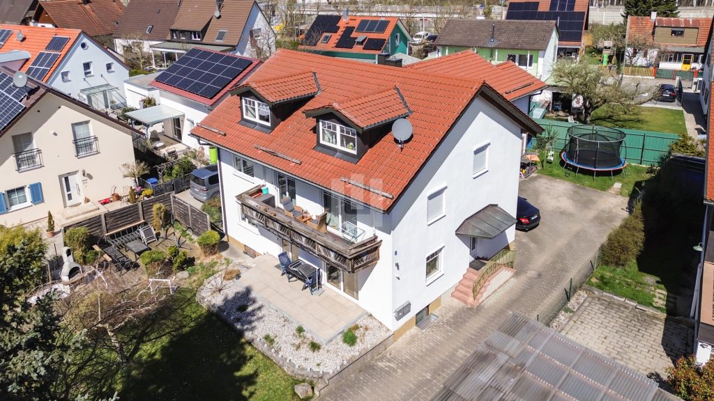 Immobilienangebot - Gernlinden - Alle - WINDISCH IMMOBILIEN - 
Attraktives Zweifamilienhaus auf großem Grundstück bietet viele Möglichkeiten