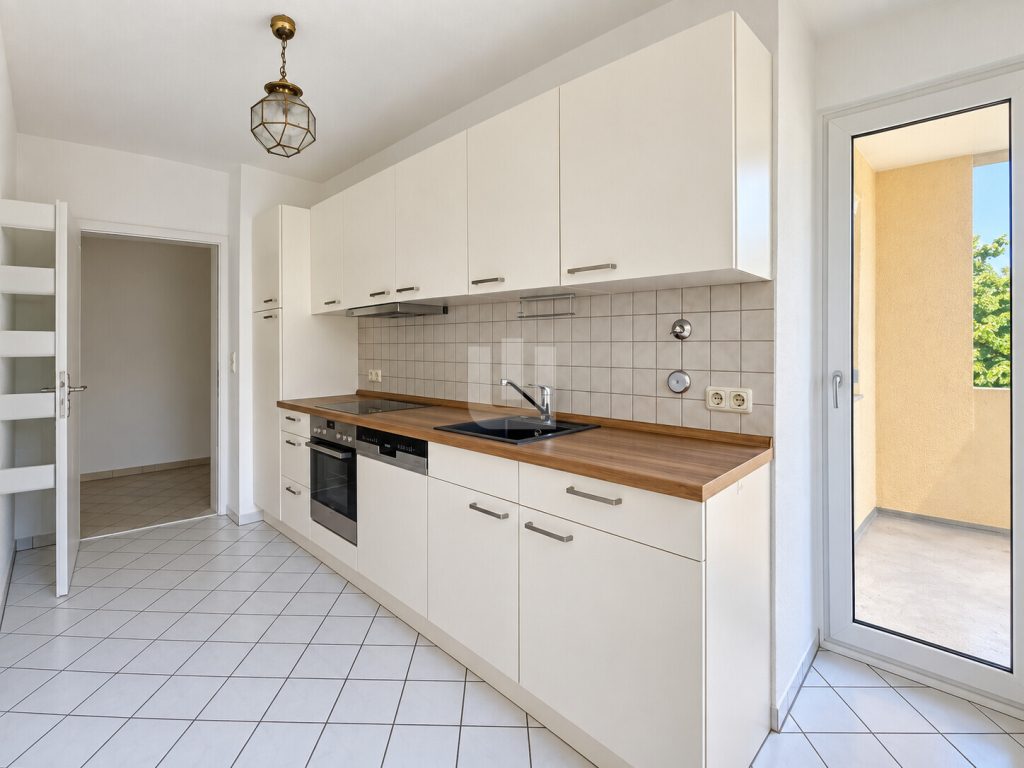 Immobilienangebot - Gröbenzell - Alle - WINDISCH - Gepflegte 3-Zi. Whg in ruhiger Wohnlage von Gröbenzell-Süd, sofort bezugsfrei!