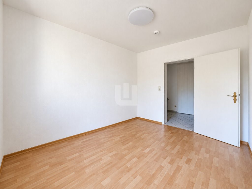 Immobilienangebot - Gröbenzell - Alle - WINDISCH - Gepflegte 3-Zi. Whg in ruhiger Wohnlage von Gröbenzell-Süd, sofort bezugsfrei!