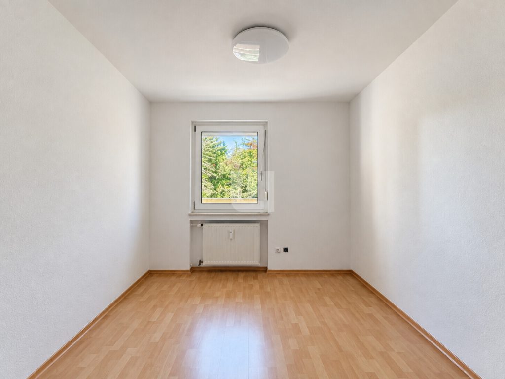 Immobilienangebot - Gröbenzell - Alle - WINDISCH - Gepflegte 3-Zi. Whg in ruhiger Wohnlage von Gröbenzell-Süd, sofort bezugsfrei!
