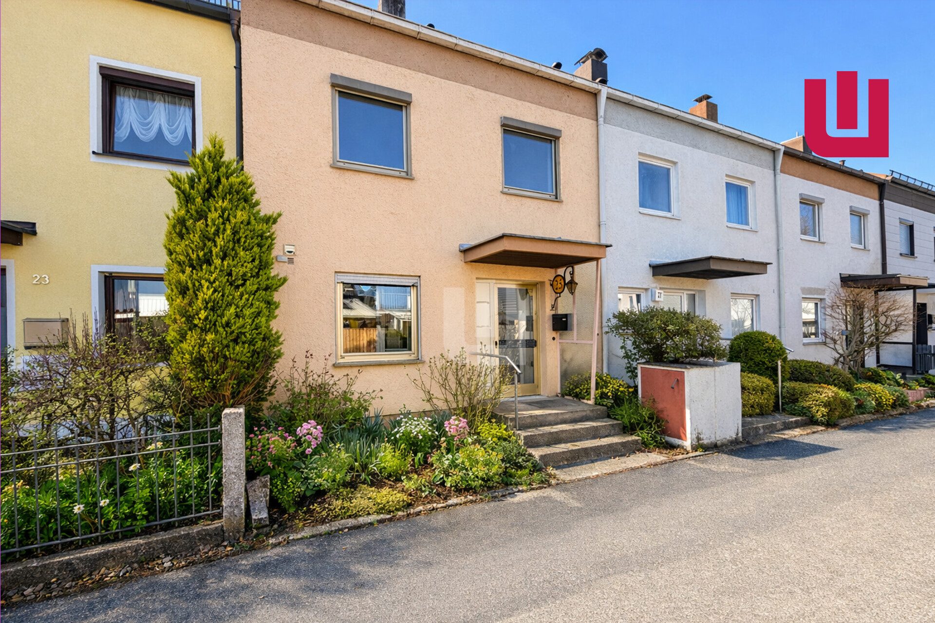 Immobilienangebot - Olching / Geiselbullach - Alle - WINDISCH - Renovierungsbedürftiges RMH in familienfreundlicher Lage - für den Käufer provisionsfrei!