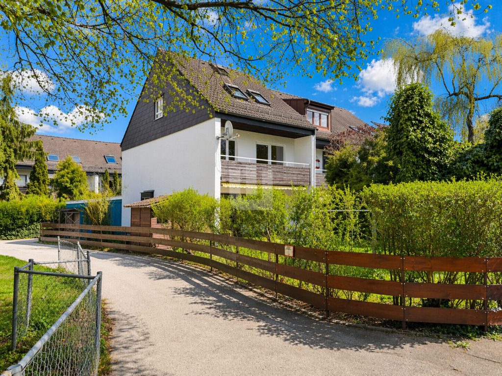 Immobilienangebot - Gröbenzell - Alle - WINDISCH - Gepflegtes REH mit Einliegerwhg. in familienfreundlicher Lage von Gröbenzell - bezugsfrei