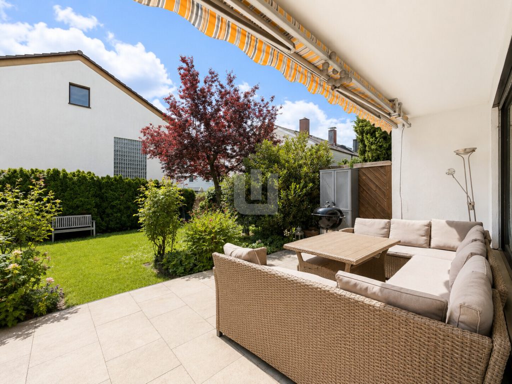 Immobilienangebot - Puchheim - Alle - WINDISCH – Großzügiges Reihenhaus mit Potenzial in ruhiger, zentraler Lage – frei ab Sommer 2027!