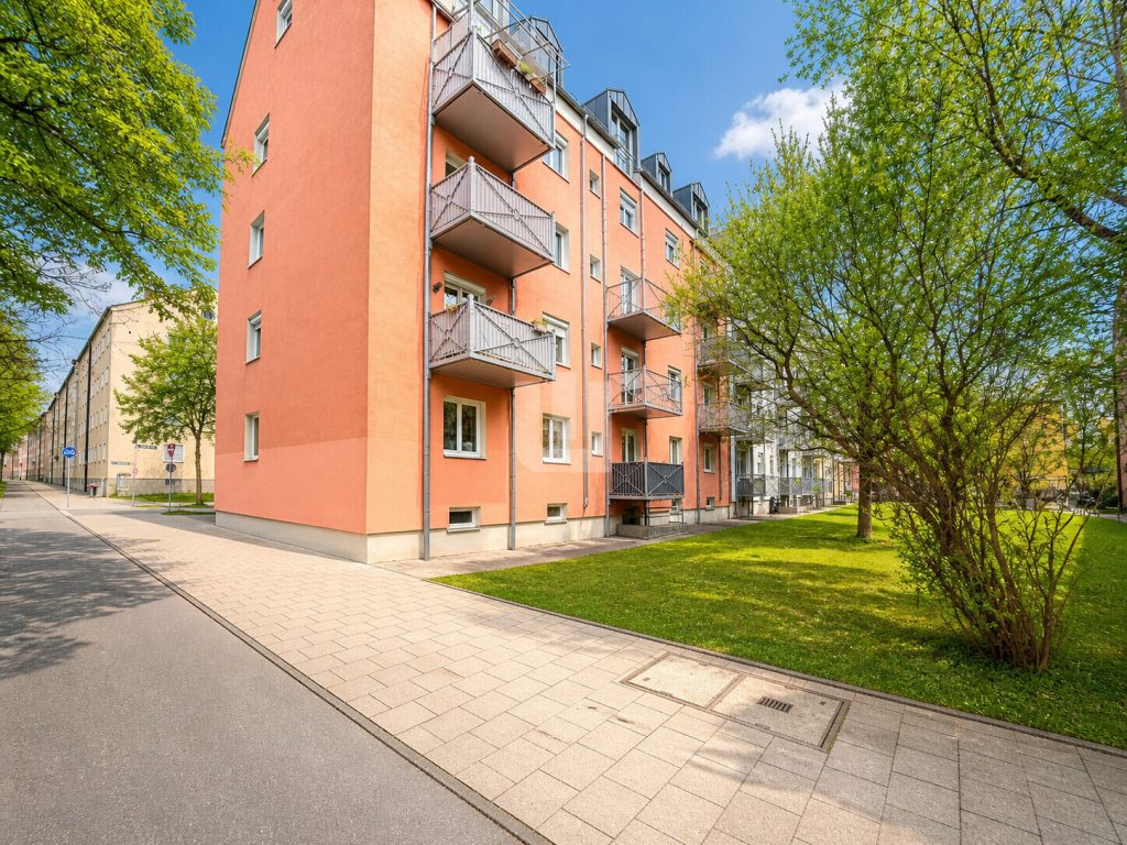 Immobilienangebot - München - Alle - WINDISCH IMMOBILIEN - vermietete 2,5-Zimmer-Wohnung am Thomasiusplatz mit sonnigem West-Balkon