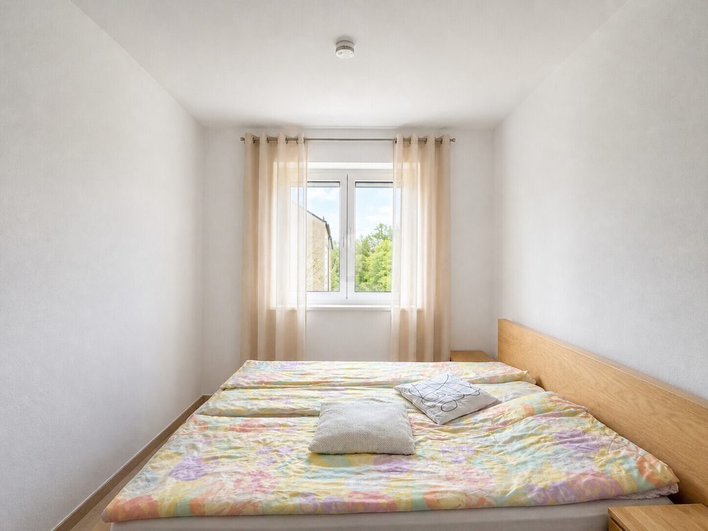 Immobilienangebot - München - Alle - WINDISCH IMMOBILIEN - vermietete 2,5-Zimmer-Wohnung am Thomasiusplatz mit sonnigem West-Balkon