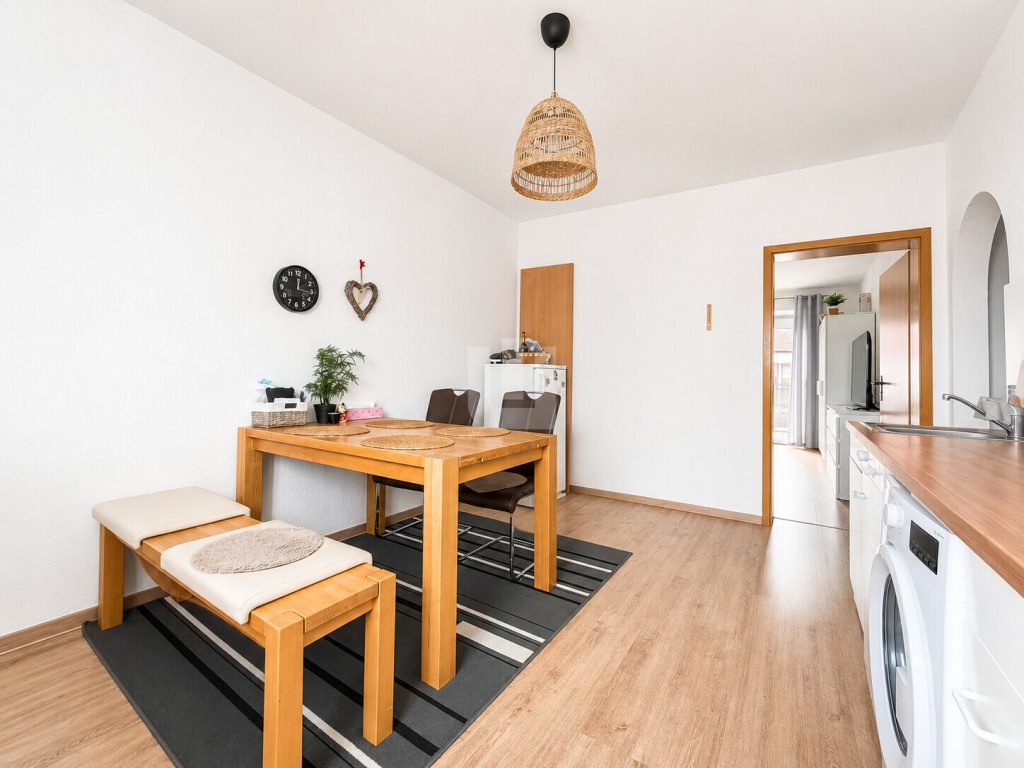Immobilienangebot - München - Alle - WINDISCH IMMOBILIEN - vermietete 2,5-Zimmer-Wohnung am Thomasiusplatz mit sonnigem West-Balkon