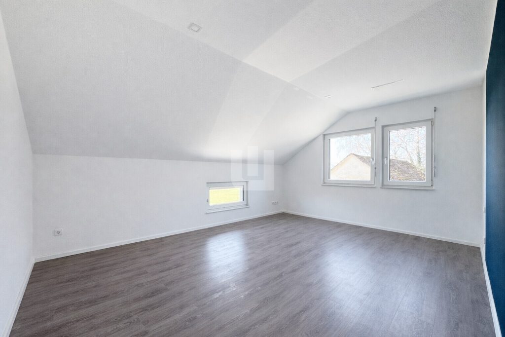 Immobilienangebot - Oberschweinbach - Alle - Für den Käufer provisionsfrei! Modernes Einfamilienhaus auf großem Grundstück in ländlicher Idylle