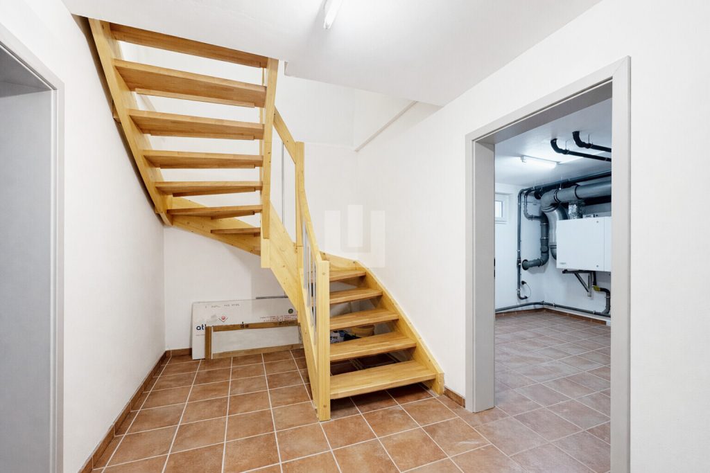 Immobilienangebot - Oberschweinbach - Alle - Für den Käufer provisionsfrei! Modernes Einfamilienhaus auf großem Grundstück in ländlicher Idylle