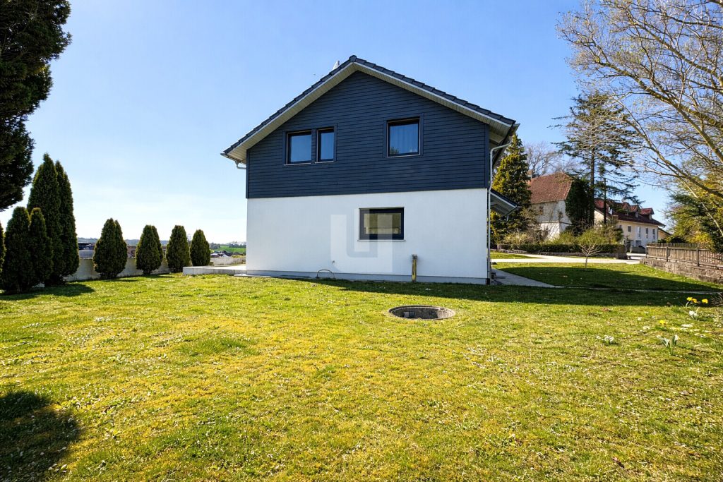 Immobilienangebot - Oberschweinbach - Alle - Für den Käufer provisionsfrei! Modernes Einfamilienhaus auf großem Grundstück in ländlicher Idylle