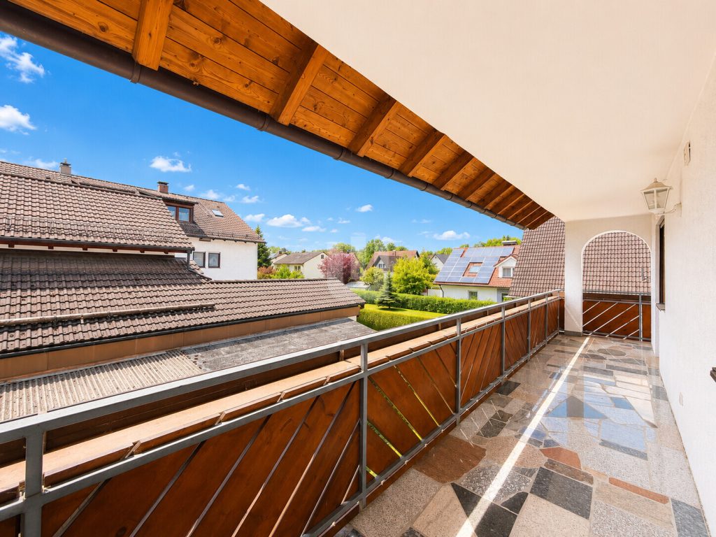 Immobilienangebot - Schöngeising - Alle - WINDISCH – Moderne und großzügige 4-Zimmer-Wohnung nahe 5-Seen-Land – ideal für Paare – bezugsfrei!