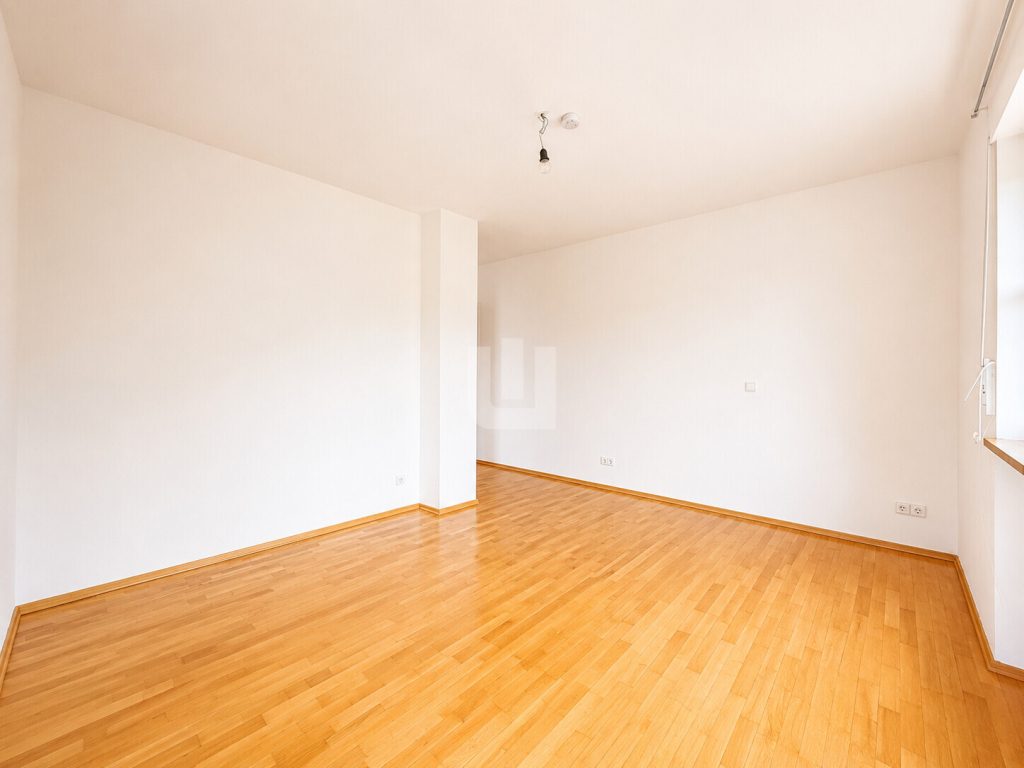 Immobilienangebot - Schöngeising - Alle - WINDISCH – Moderne und großzügige 4-Zimmer-Wohnung nahe 5-Seen-Land – ideal für Paare – bezugsfrei!