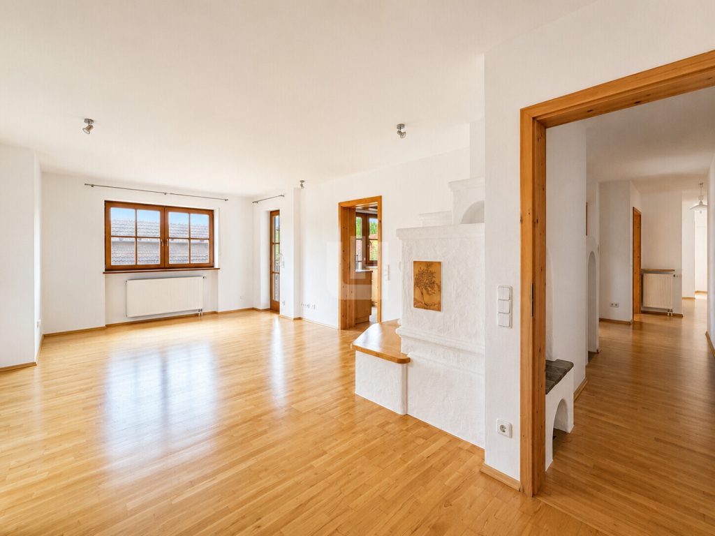 Immobilienangebot - Schöngeising - Alle - WINDISCH – Moderne und großzügige 4-Zimmer-Wohnung nahe 5-Seen-Land – ideal für Paare – bezugsfrei!