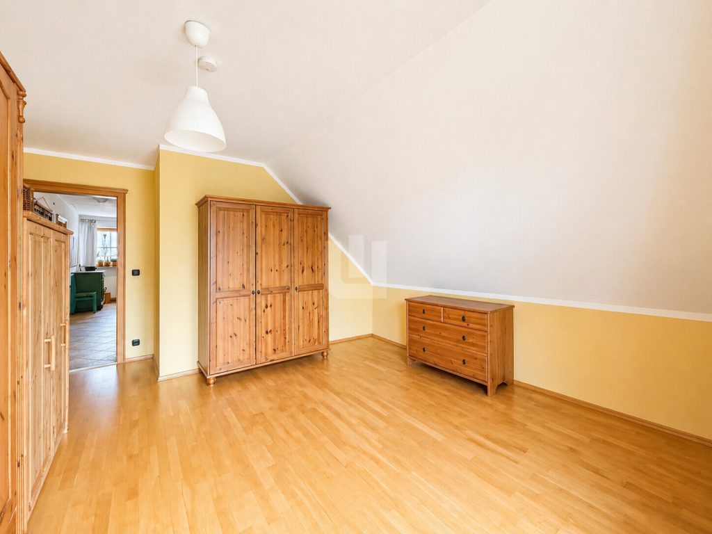 Immobilienangebot - Landsberied - Alle - WINDISCH - XXL EFH mit viel Platz für die Familie auf großem Grundstück in ruhiger Lage