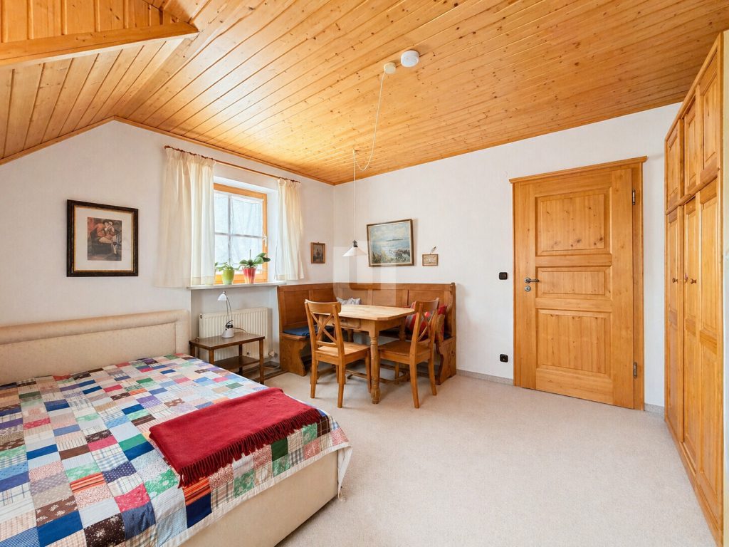 Immobilienangebot - Landsberied - Alle - WINDISCH - XXL EFH mit viel Platz für die Familie auf großem Grundstück in ruhiger Lage