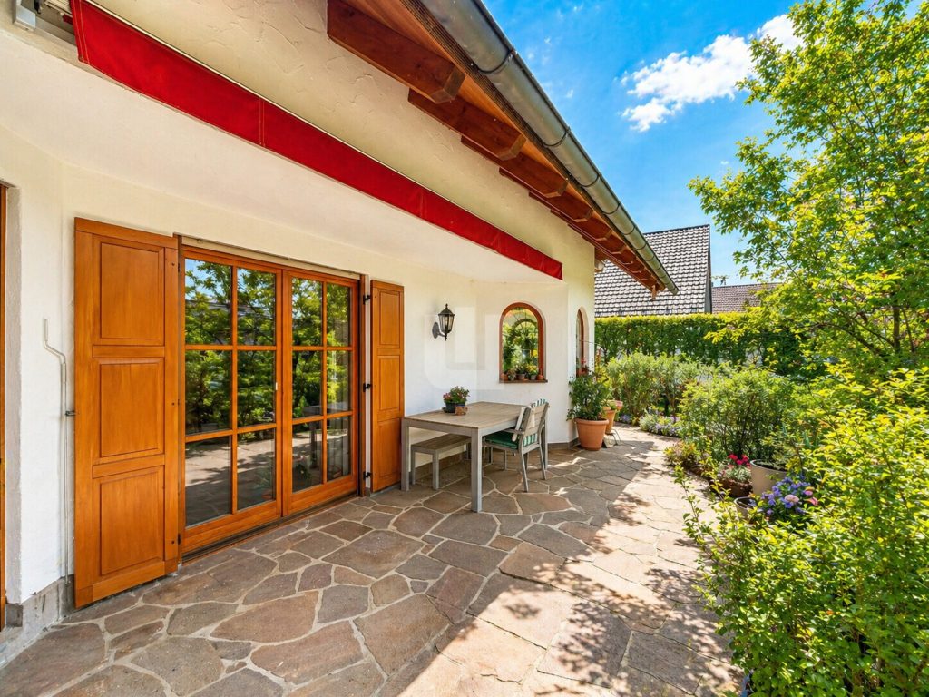 Immobilienangebot - Landsberied - Alle - WINDISCH - XXL EFH mit viel Platz für die Familie auf großem Grundstück in ruhiger Lage