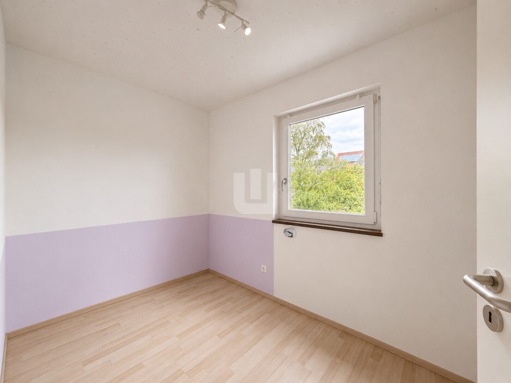 Immobilienangebot - Emmering - Alle - WINDISCH - Gut geschnittenes RMH im neuwertigen Zustand zentral in Emmering