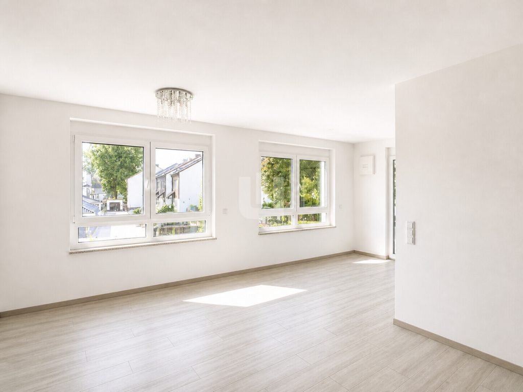 Immobilienangebot - Gröbenzell - Alle - WINDISCH - Traumhafte 2-Zi.-Wohnung mit gehobener Ausstattung und Aufzug in zentraler Lage