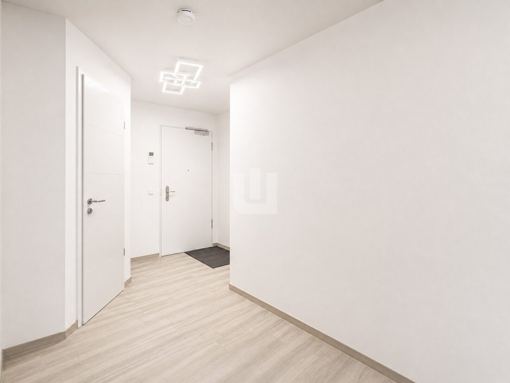 Immobilienangebot - Gröbenzell - Alle - WINDISCH - Traumhafte 2-Zi.-Wohnung mit gehobener Ausstattung und Aufzug in zentraler Lage