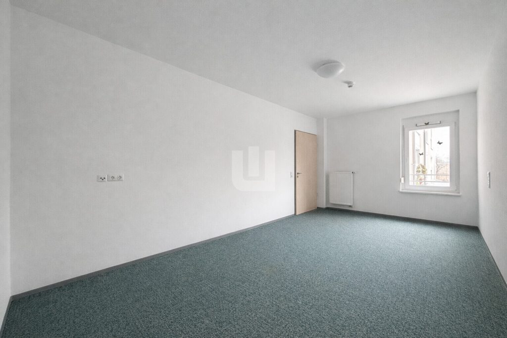 Immobilienangebot - Emmering - Alle - WINDISCH - Bezugsfreie, moderne 2-Zi.-Wohnung mit EBK in Emmeirng