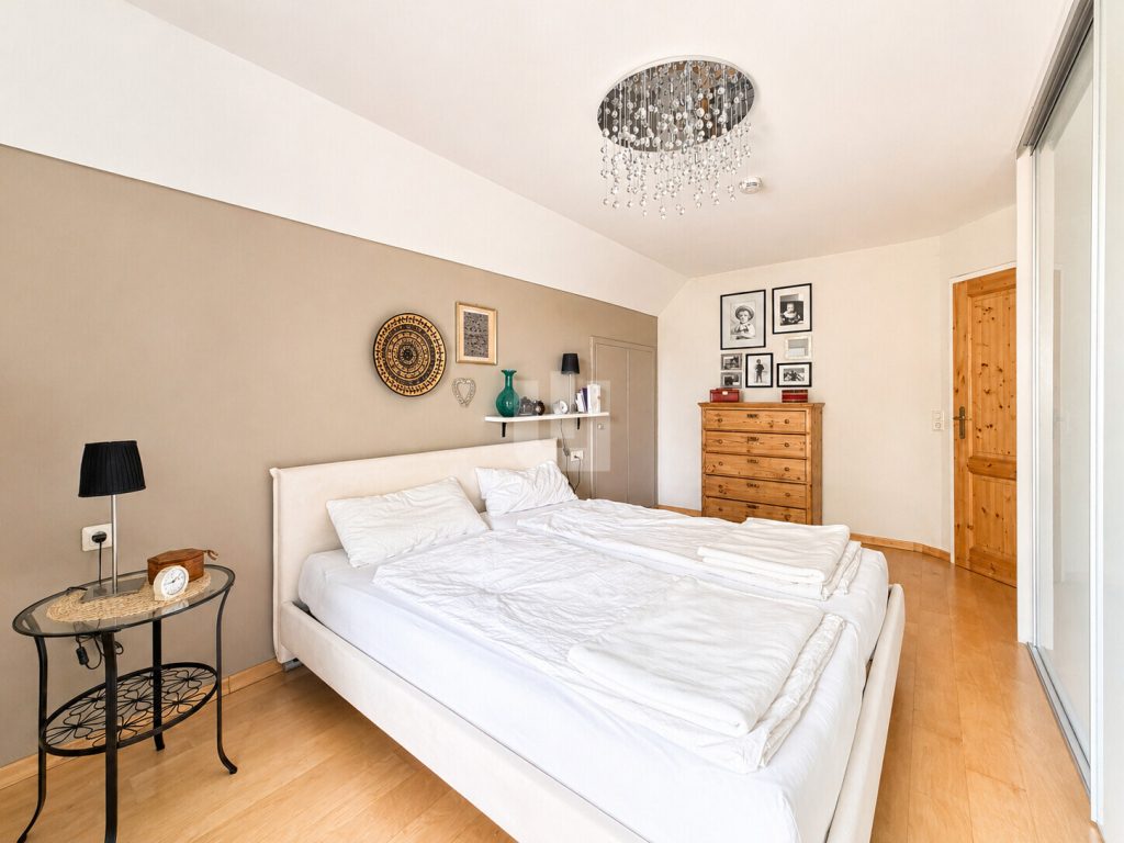 Immobilienangebot - Mammendorf - Alle - WINDISCH - Modernes EFH auf großem Grundstück in Ortsrandlage von Mammendorf - frei ab Sommer 2027!