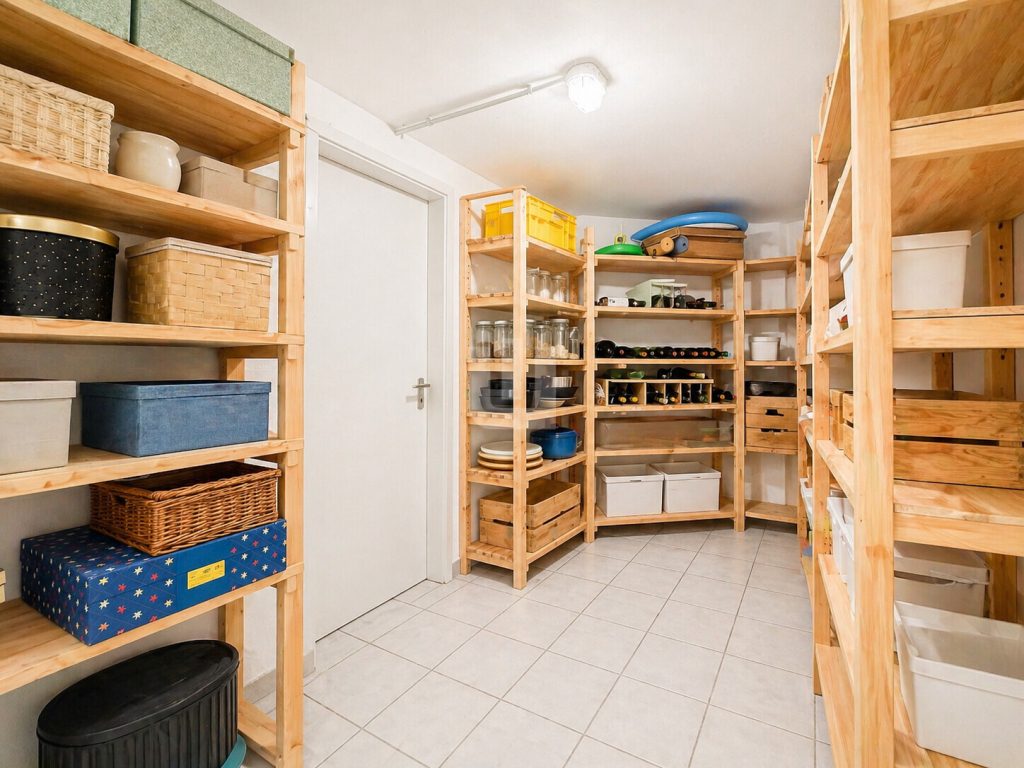 Immobilienangebot - Mammendorf - Alle - WINDISCH - Modernes EFH auf großem Grundstück in Ortsrandlage von Mammendorf - frei ab Sommer 2027!