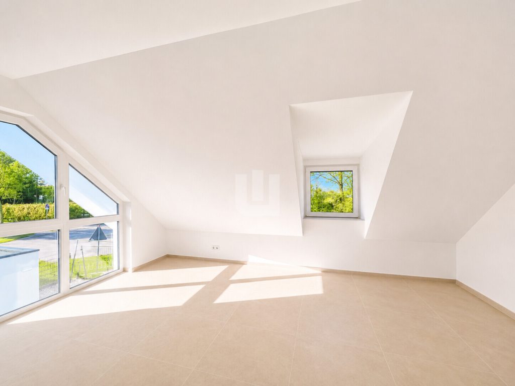 Immobilienangebot - Puchheim / Puchheim-Bahnhof - Alle - WINDISCH - Exklusive energieeffiziente DHH in Bestlage mit hochwertiger Ausstattung & Traumgarten