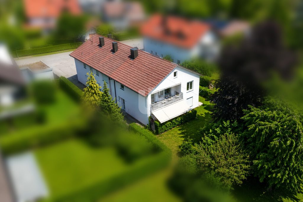 Immobilienangebot - Fürstenfeldbruck - Alle - WINDISCH - Gut vermietetes 4-Parteien-Haus in ruhiger Wohngegend mit Ausbaupotential im DG