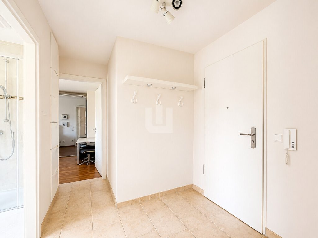 Immobilienangebot - Gröbenzell - Alle - WINDISCH - Moderne 2-Zimmer Wohnung mit Aufzug in zentraler, ruhiger Lage - bezugsfrei!