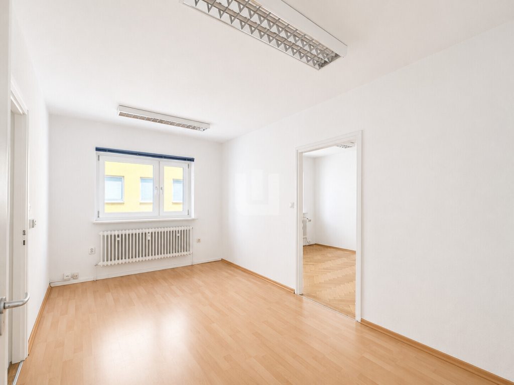Immobilienangebot - München / Pasing - Alle - WINDISCH IMMOBILIEN – Renovierte Bürofläche in begehrter Lage von München-Pasing – bezugsfrei!