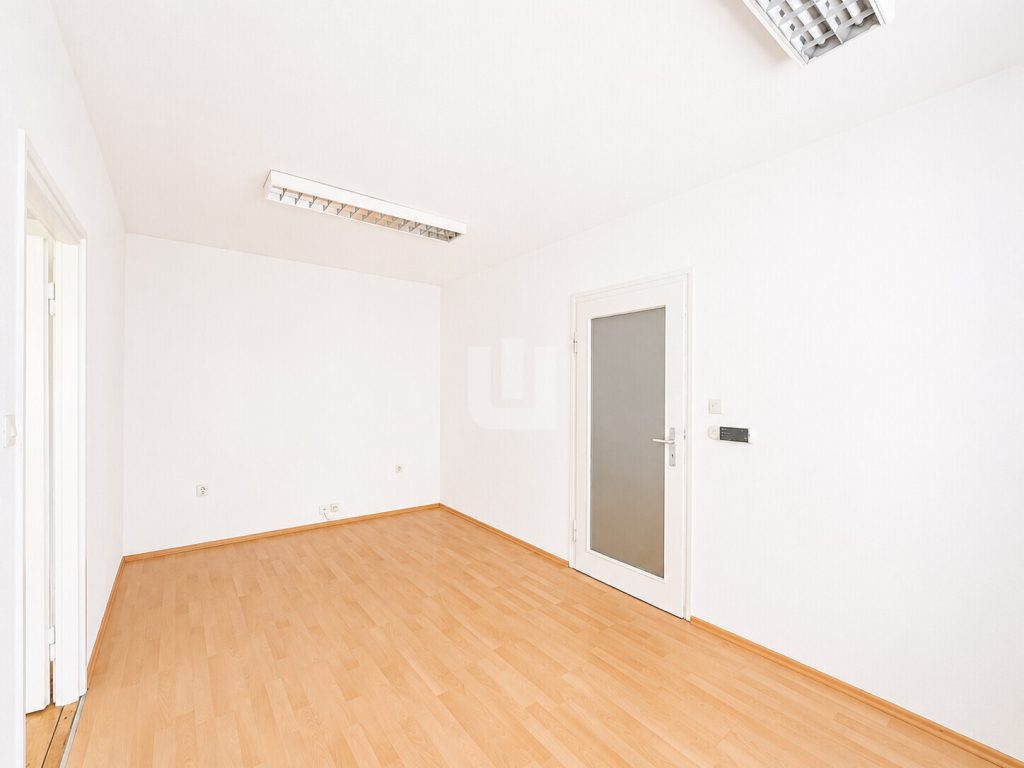 Immobilienangebot - München / Pasing - Alle - WINDISCH IMMOBILIEN – Renovierte Bürofläche in begehrter Lage von München-Pasing – bezugsfrei!