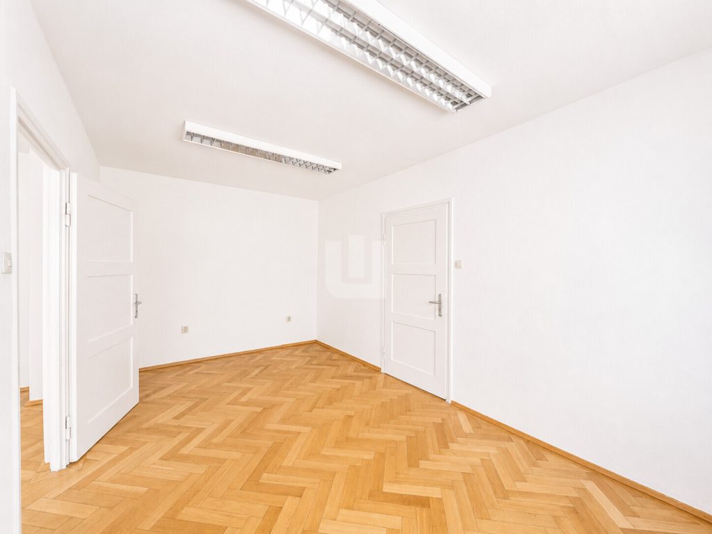 Immobilienangebot - München / Pasing - Alle - WINDISCH IMMOBILIEN – Renovierte Bürofläche in begehrter Lage von München-Pasing – bezugsfrei!
