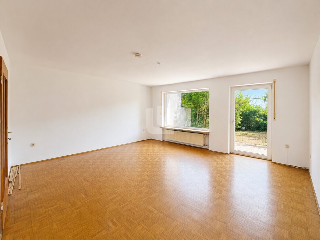 Immobilienangebot - Puchheim - Alle - WINDISCH - Familienfreundliches Reihenhaus mit viel Potenzial in ruhiger Zentrumslage - bezugsfrei!