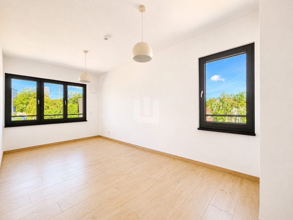 Immobilienangebot - Gauting - Alle - WINDISCH – Wohnen auf modernem TOP-Niveau – Exklusive 6-Zimmer-Maisonette-Wohnung – zentrale Lage!