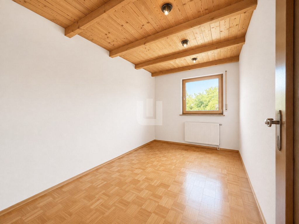 Immobilienangebot - Oberschleißheim - Alle - WINDISCH IMMOBILIEN - Familienfreundliches Reihenhaus mit Potential in ruhiger Lage - bezugsfrei!