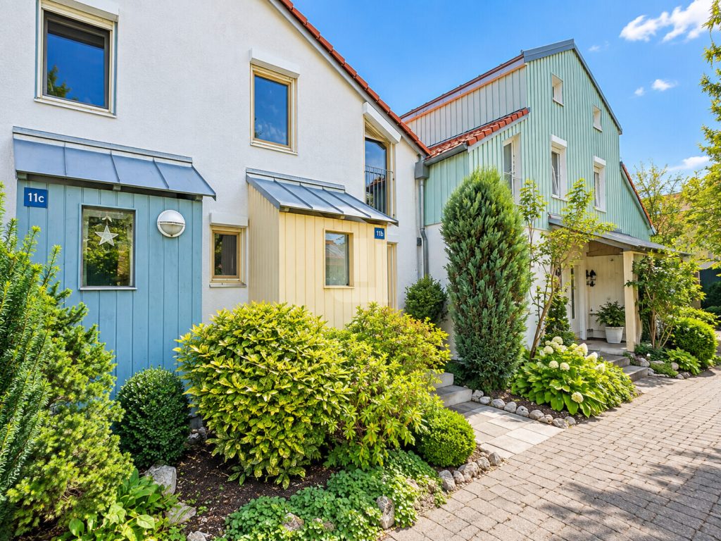 Immobilienangebot - Gröbenzell - Alle - WINDISCH - Zentral und ruhig: Gepflegte Maisonettewohnung mit Garten im Gröbenzeller Familiendorf