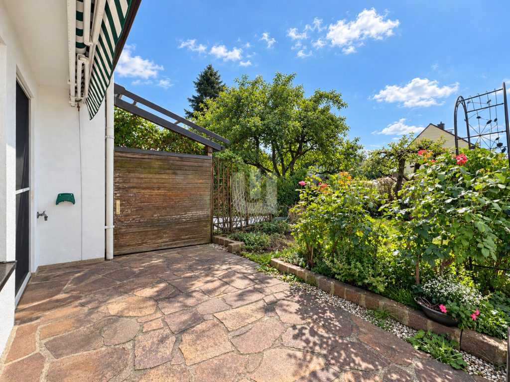 Immobilienangebot - Emmering - Alle - WINDISCH - Schönes Reihenhaus mit loftartigem Dachgeschoss, Sauna und jeder Menge Potenzial!