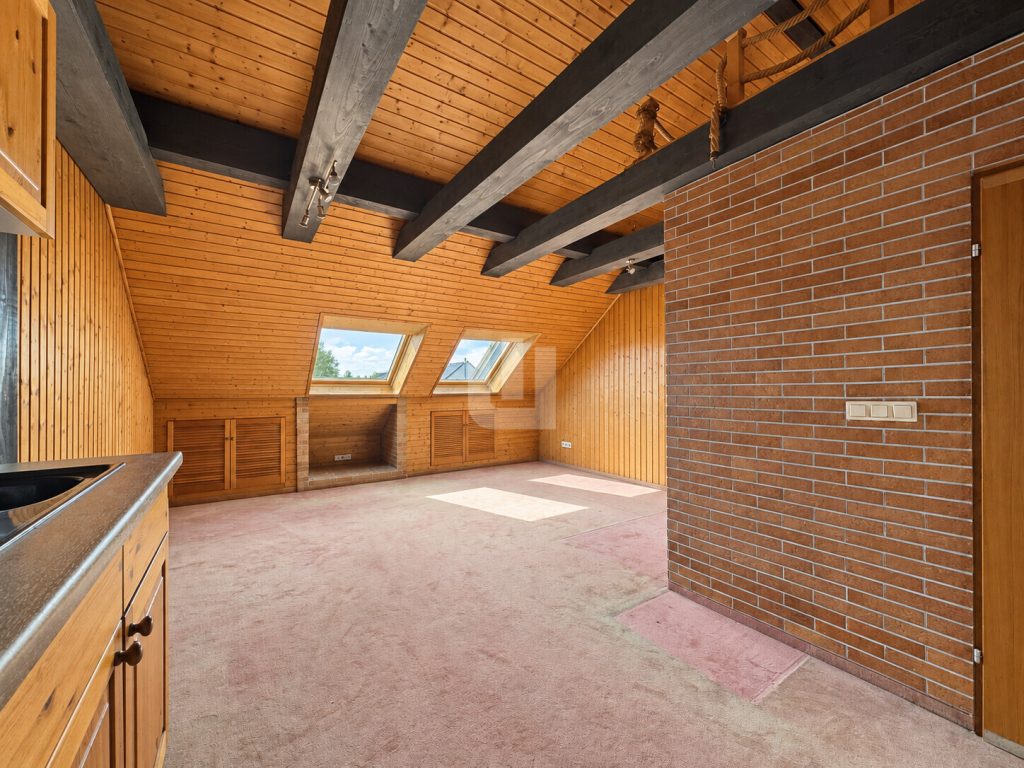 Immobilienangebot - Emmering - Alle - WINDISCH - Schönes Reihenhaus mit loftartigem Dachgeschoss, Sauna und jeder Menge Potenzial!