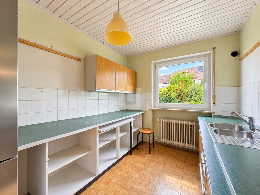 Immobilienangebot - Emmering - Alle - WINDISCH - Schönes Reihenhaus mit loftartigem Dachgeschoss, Sauna und jeder Menge Potenzial!