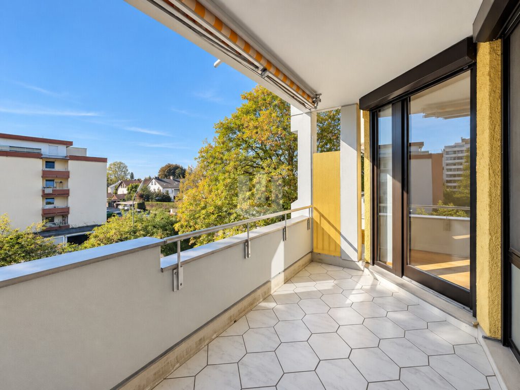 Immobilienangebot - Puchheim - Alle - WINDISCH - Ansprechende 2-Zi.-Wohnung mit Westbalkon in umfassend modernisierter Wohnanlage - frei!