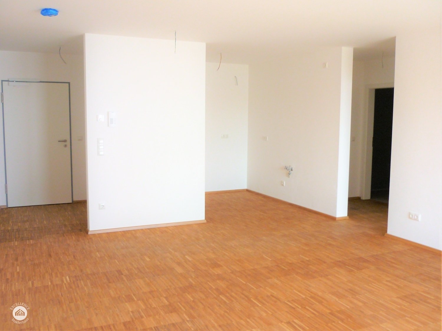 Immobilienangebot - Hurlach - Alle - *Willkommen* Erstbezug in wunderschöne 2-Zimmer-Wohnung mit Balkon, Aufzug, TG und Außenstellplatz