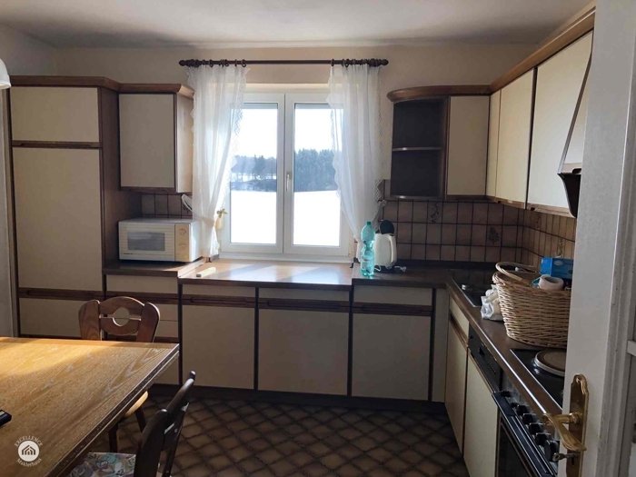 Immobilienangebot - Zusmarshausen / Wollbach - Alle - Küss mich wach!
Charmantes Häuschen sucht einfallsreichen Liebhaber zwecks engerer Bindung!