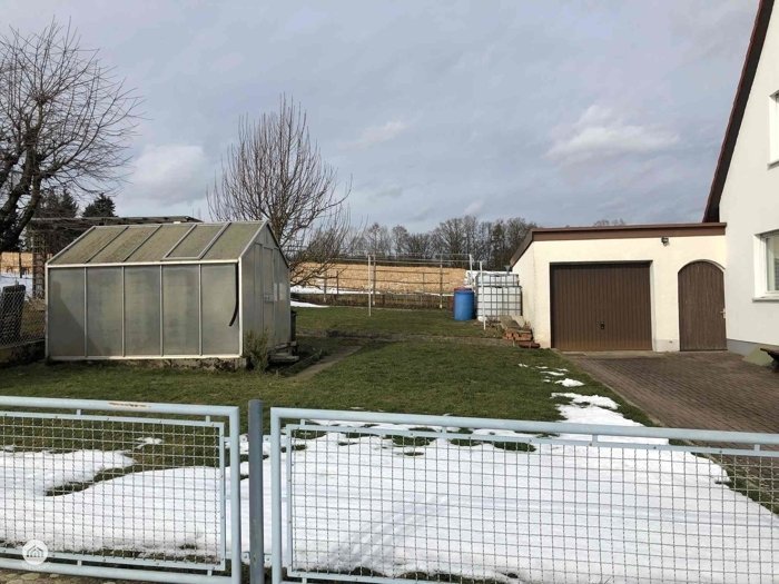 Immobilienangebot - Zusmarshausen / Wollbach - Alle - Küss mich wach!
Charmantes Häuschen sucht einfallsreichen Liebhaber zwecks engerer Bindung!