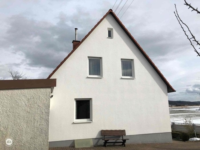 Immobilienangebot - Zusmarshausen / Wollbach - Alle - Küss mich wach!
Charmantes Häuschen sucht einfallsreichen Liebhaber zwecks engerer Bindung!
