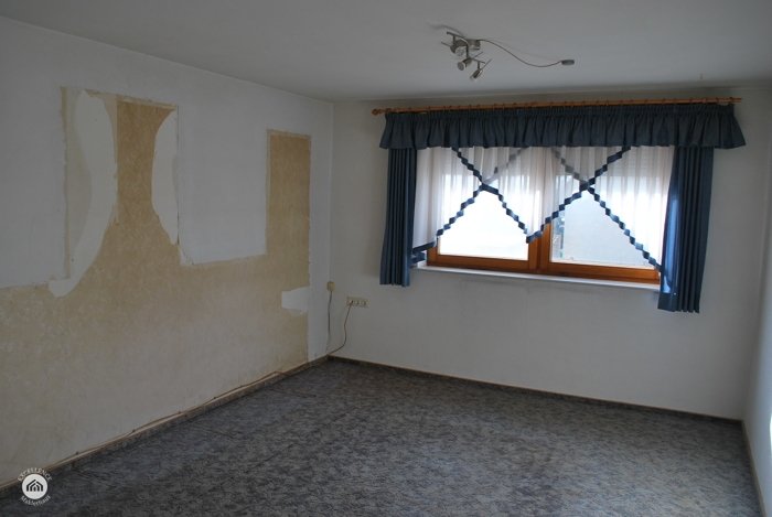 Immobilienangebot - Lauingen (Donau) - Alle - renovierungsbedürftige Doppelhaushälfte mit ganz besonderem Flair