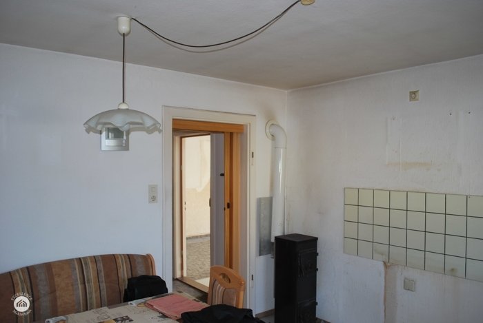 Immobilienangebot - Lauingen (Donau) - Alle - renovierungsbedürftige Doppelhaushälfte mit ganz besonderem Flair