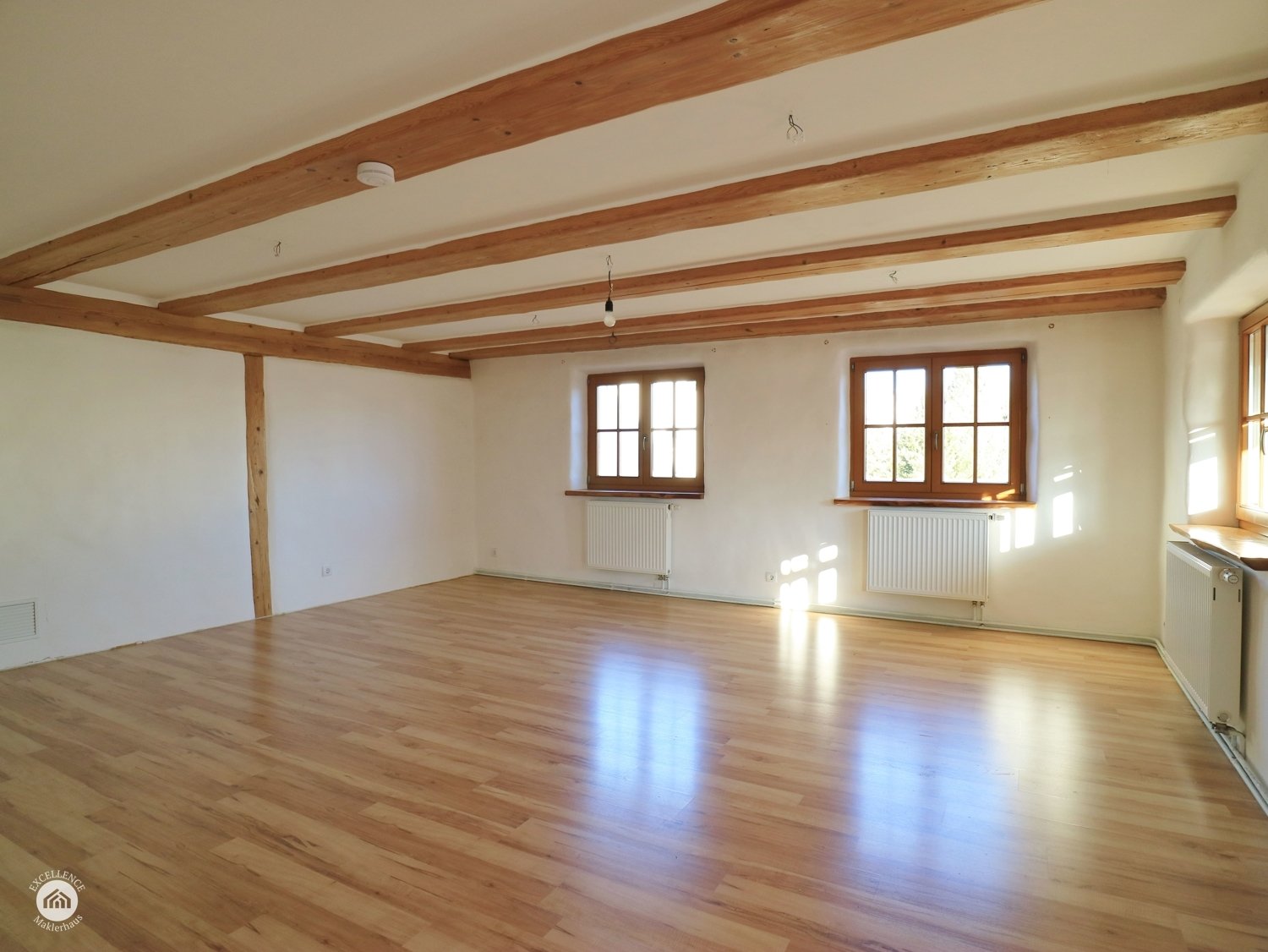 Immobilienangebot - Memmingerberg - Alle - Viel Platz in Haus und Tenne - Resthof in zentraler Lage!