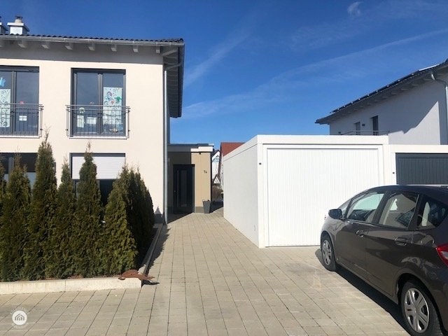 Immobilienangebot - Bibertal, Günzburg (Kreis) - Alle - Man lebt nur einmal - wir zeigen Ihnen wo! Neubau DHH mit Garage, Garten und Gartenhaus