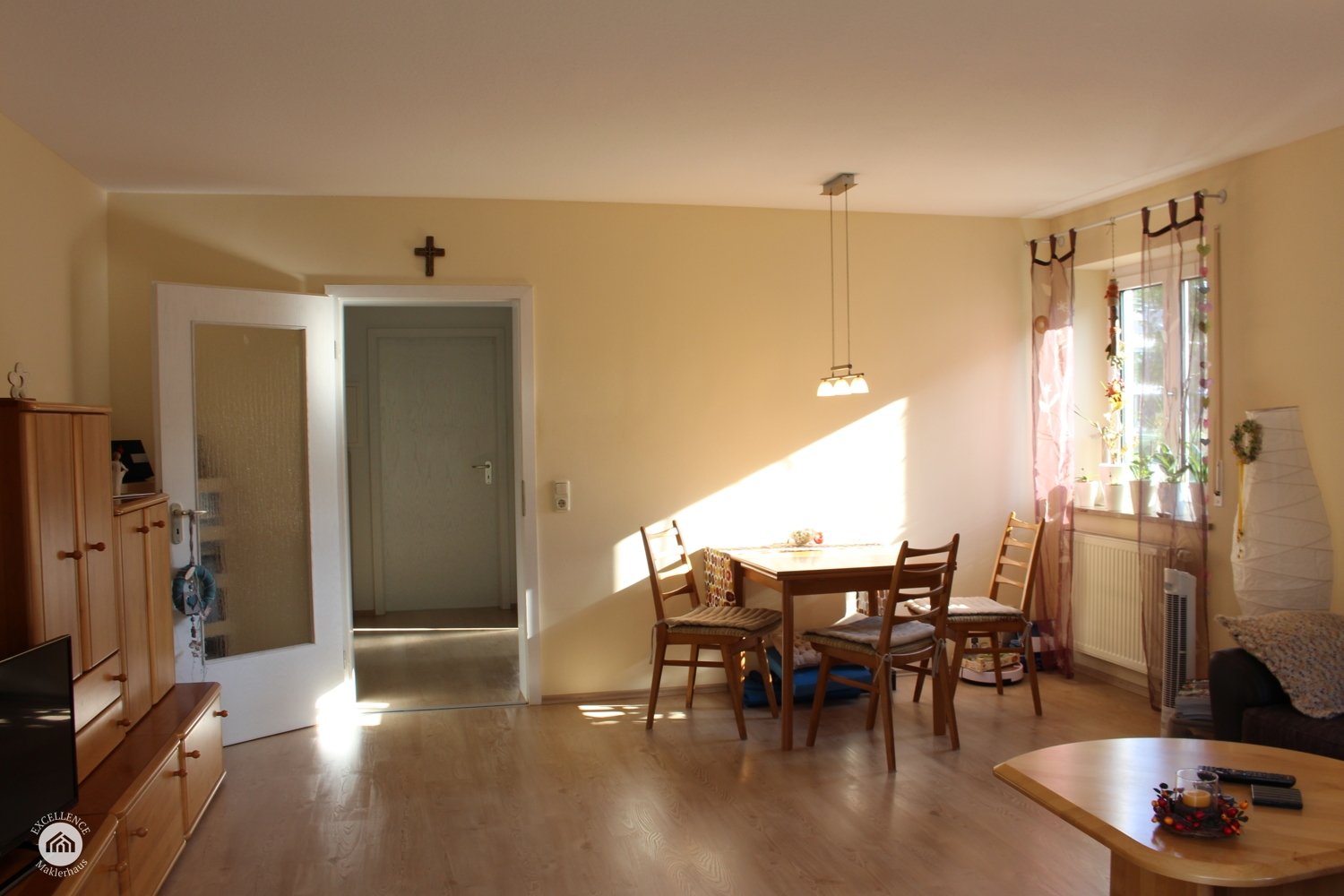 Immobilienangebot - Günzburg - Alle - Wunderschöne Zweizimmerwohnung mit Balkon und Garage in top Wohnanlage
